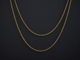 Vente aux enchères Sautoir en or jaune 750, maille ronde forçat. Long. 140,5 cm Poids. 12