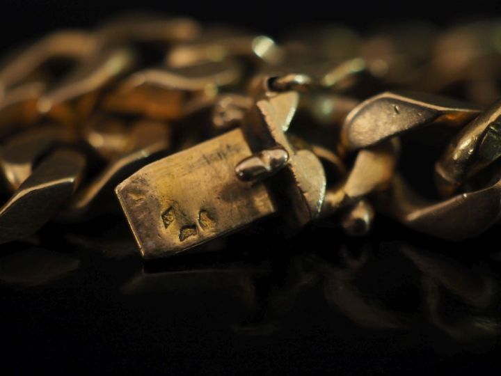 Bracelet souple en or jaune 750, maille gourmette.  Long. 20 cm Poids.