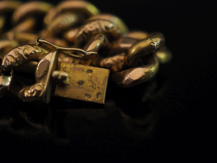 Bracelet souple en or jaune 750, maille gourmette.  Long. 19,7 cm Poid