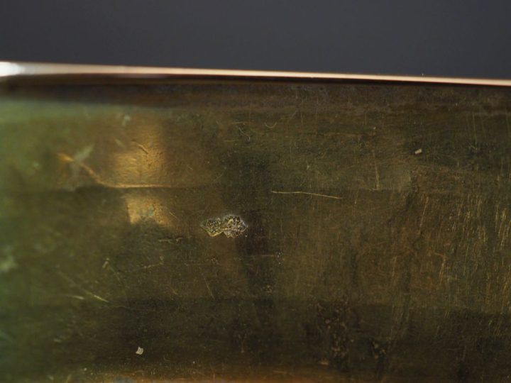 Bracelet manchette rigide Napoléon III de forme ovale en or jaune 750,