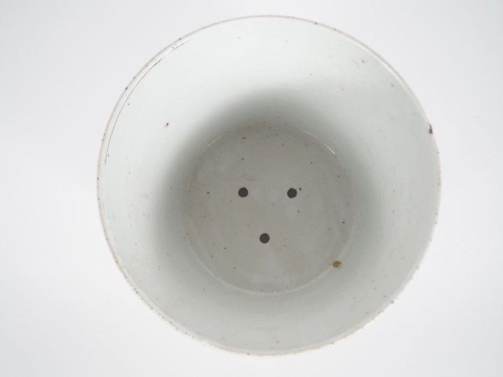 Chine, vers 1900,  Jardinière, cache pot, circulaire en porcelaine et 
