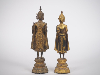 Vente aux enchères Rattanakosin, fin XIXe siècle,  Deux statuettes en bronze doré représe