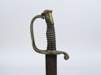 Vente aux enchères Sabre type 1855.  Dans l’état (Piqures, accidents et manques).