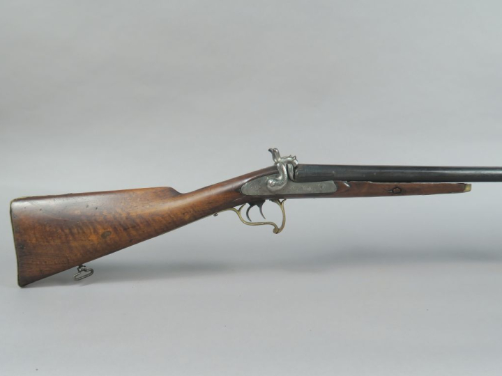 Fusil de chasse à percussion, deux coups.  Canons ronds, à pans aux to