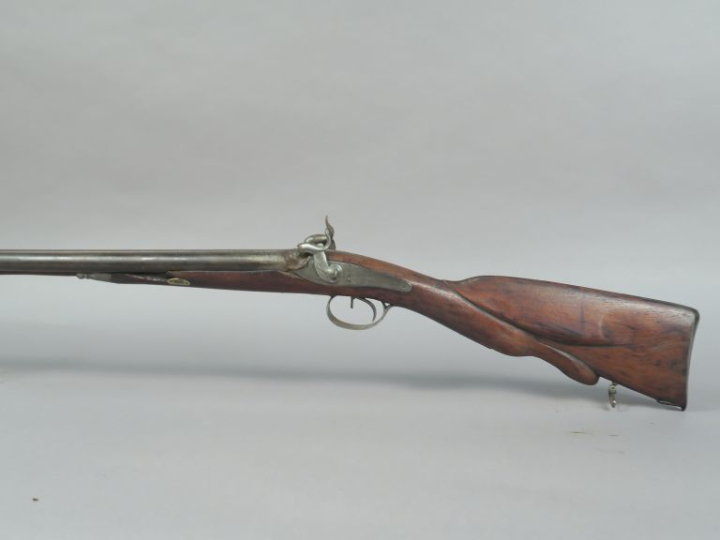 Fusil de chasse à percussion, deux coups.  Canons ronds. Platines arri