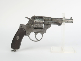 Vente aux enchères Revolver d’ordonnance modèle 1873-S1876, six coups calibre 11/73 mm.  