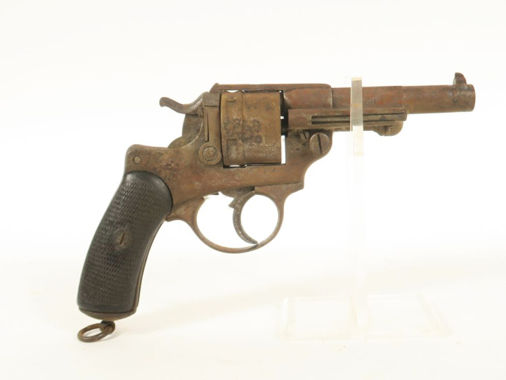 Revolver d’ordonnance modèle 1873 S-1883, six coups, calibre 11mm/73. 