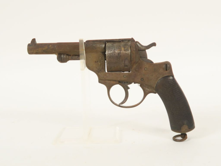 Revolver d’ordonnance modèle 1873 S-1883, six coups, calibre 11mm/73. 