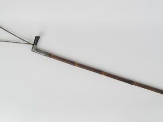 Vente aux enchères Canne fusil, avec crosse squelette. (accident mécanique)