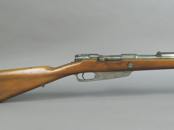 Fusil Gewehr 88 Turc.  Canon marqué « DANZIG 1890 ». Crosse en noyer a