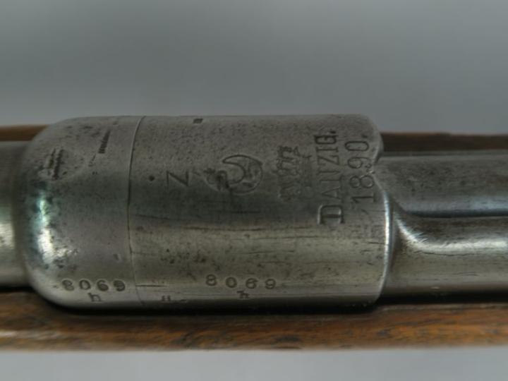 Fusil Gewehr 88 Turc.  Canon marqué « DANZIG 1890 ». Crosse en noyer a