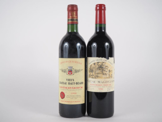 Vente aux enchères 2 BOUTEILLES GC ST ÉMILION 1996 : 1 CHÂTEAU MAGDELEINE 1er GCC EA - 1 