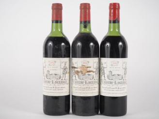 Vente aux enchères 3 BOUTEILLES CHÂTEAU LAGRANGE GCC ST JULIEN - 1976 - 1 BG/1 HEP/1 HEP-