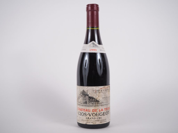 1 BOUTEILLE CLOS VOUGEOT GC 'VIEILLES VIGNES' CHÂTEAU DE LA TOUR - 199