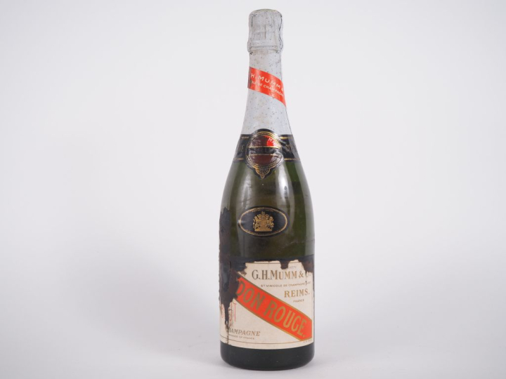 1 VIEILLE BOUTEILLE CHAMPAGNE MUMM 'CORDON ROUGE' - ET