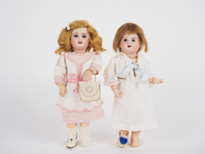 Lot de 2 poupées Bleuette : Bleuette SFBJ 60 8/0 tête en porcelaine ye