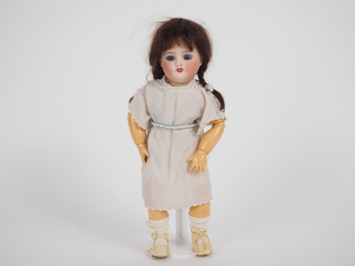Poupée de fabrication française Limoges de marque JB Jean Boyer tête p