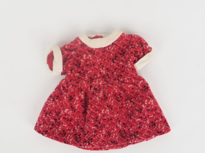 « Intimité » robe de velours fantaisie garniture blanche. Bel état. 19