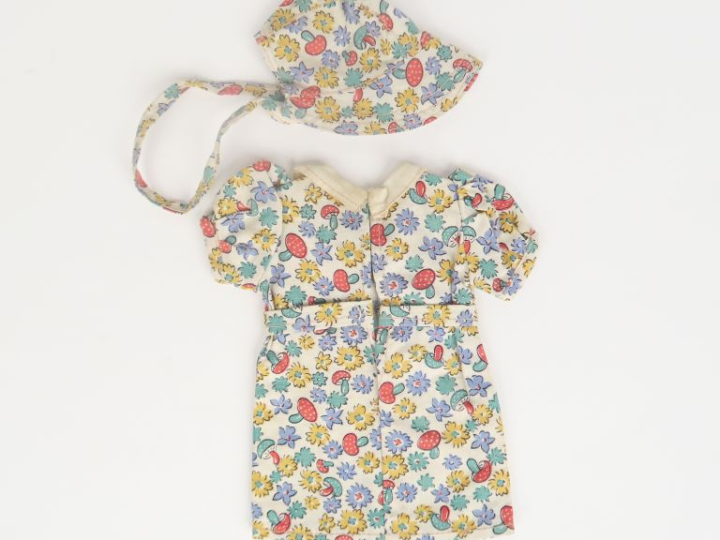 « Robe d’été » avec son bonnet. Bel état. 1942-1946  Gautier-Languerea