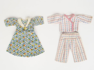 Vente aux enchères « Chez soi ». Bel état 1949. On y joint « Bonsoir » pyjama 1948-49  Ga