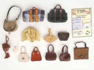 Vente aux enchères Lot de sac miniatures pour poupée Bleuette réédition et création 11 pi