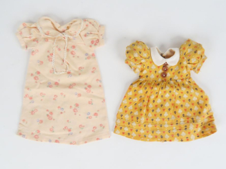Vente aux enchères Lot de 2 vêtements Gautier Languereau pour la poupée Bleuette comprena