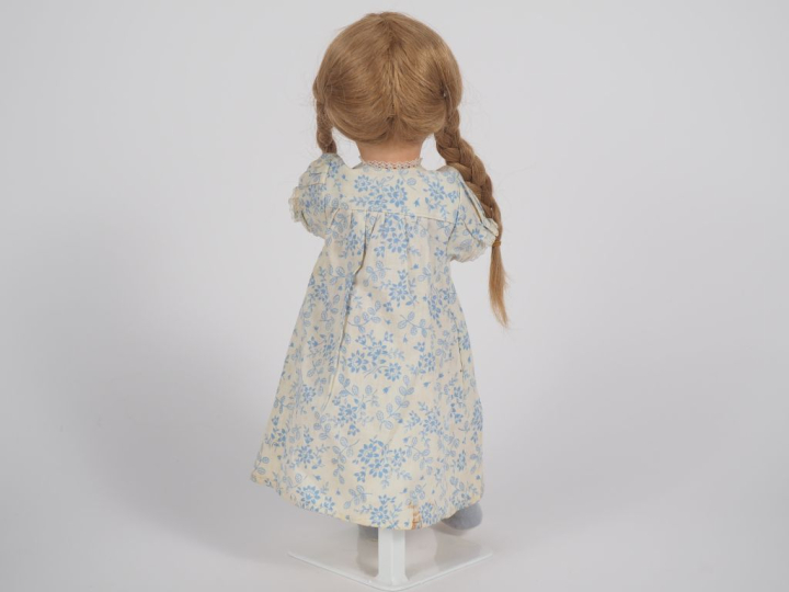 Poupée Rosette tête porcelaine moule 301 Unisfrance taille 3 bouche ou
