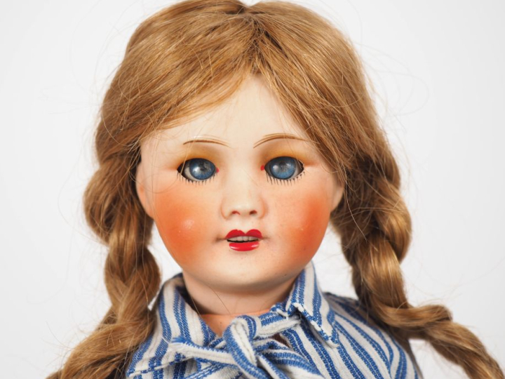 Ravissante poupée Rosette des années 50 fabrication SFBJ Unisfrance mo