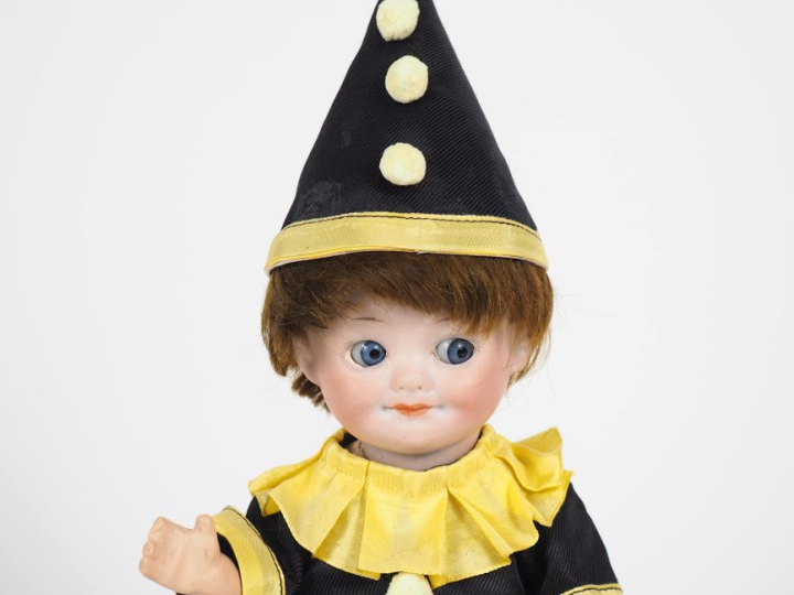 Petite poupée Googly Armand Marseille tête porcelaine bouche fermée au