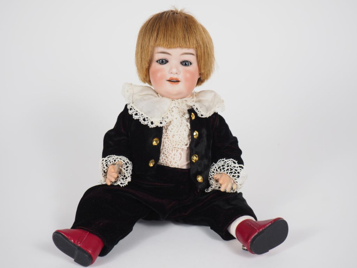 Bébé de caractère de fabrication allemande de marque Armand Marseille 