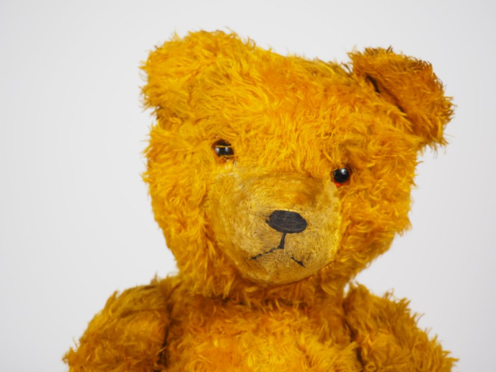 Lot de 3 ours dont 2 ours anciens, un des années 50, un des années 30 