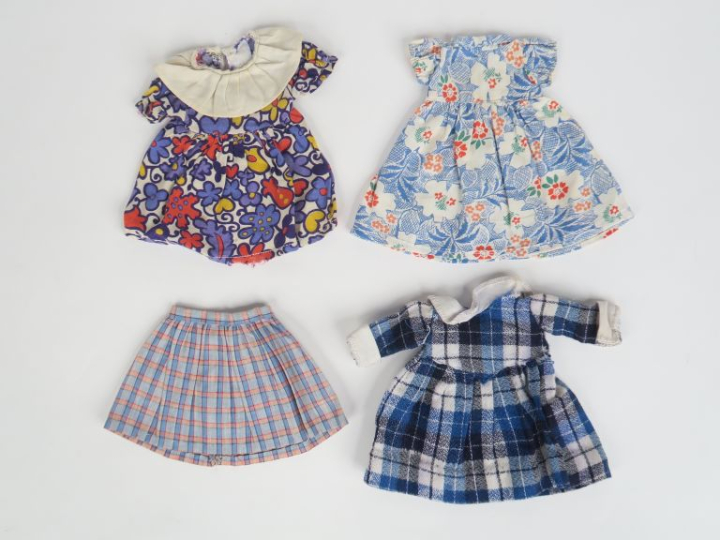 Lot de vêtements pour poupée ancienne taille Bleuette ou Bleuette elle