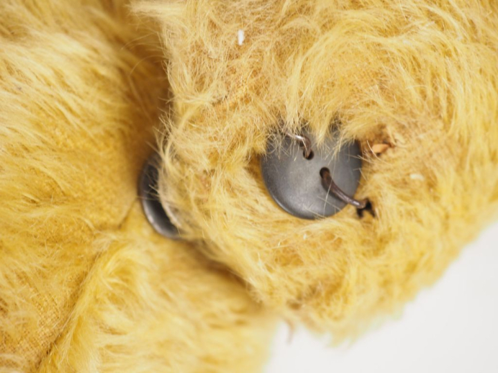 Lot de 2 ours anciens à restaurer :  un grand mohair blond taille 56 c