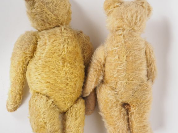 Lot de 2 ours anciens à restaurer :  un grand mohair blond taille 56 c