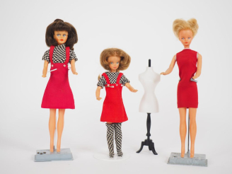 Vente aux enchères Lot de 3 poupées mannequins de marque Bella des années 60 dont Tressy 