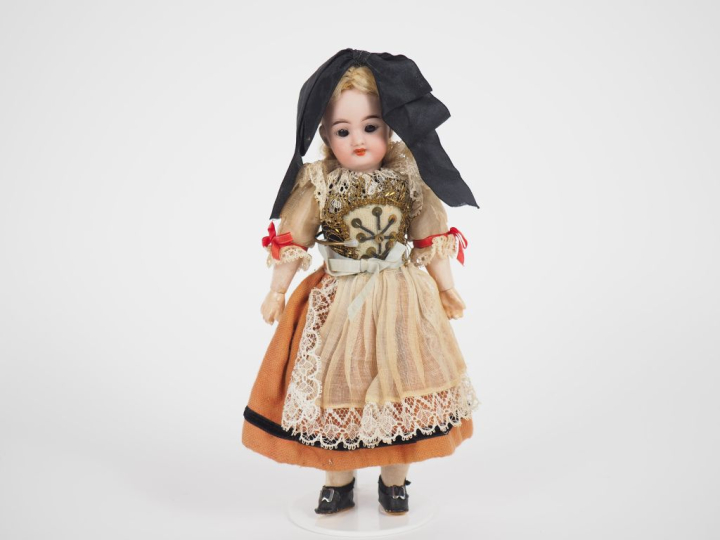 Petite poupée Simon et Halbig S/H Germany tête porcelaine BO. Yeux bas