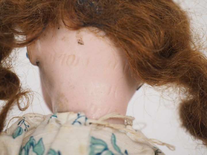 Deux poupées tête porcelaine Allemandes dont DEP BO yeux basculants br