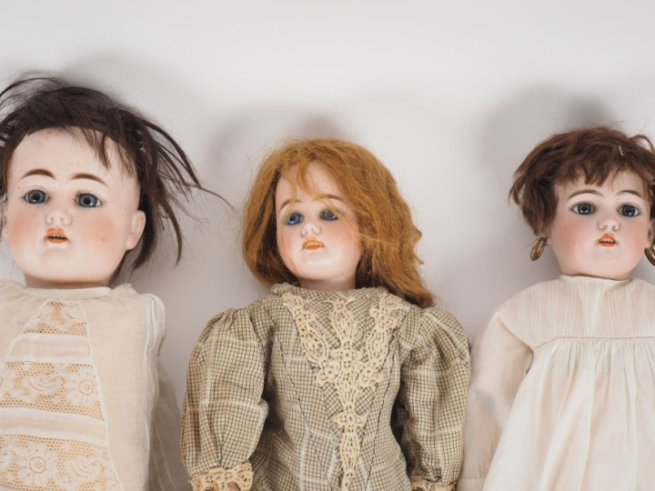 Lot de 3 poupées, tête porcelaine dont S/H 1079 Simon et Halbig 8 DEP 