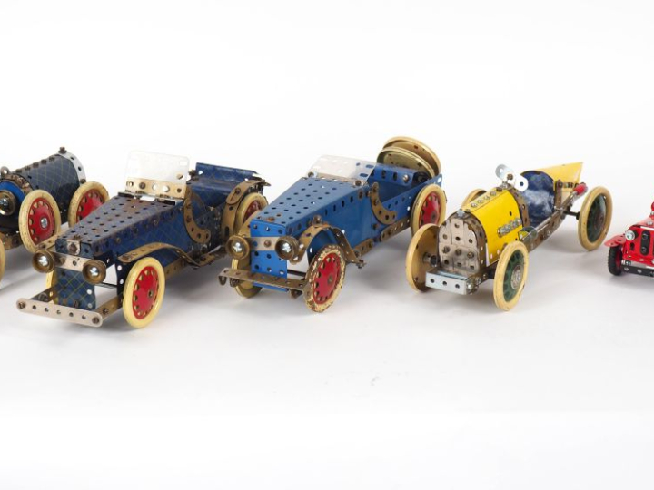 Construction sur base de MECANO ancien lot de 4 véhicules voitures don