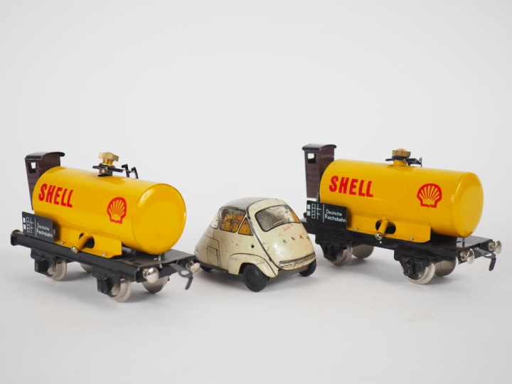 Lot de deux wagons citernes SHELL guérite Deutsche Reichsbahn en 0 on 