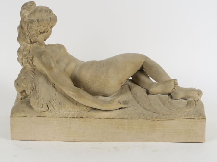 CLODION (d'après).  "Jeune fille ou divinité dénudée allongée" Sculptu