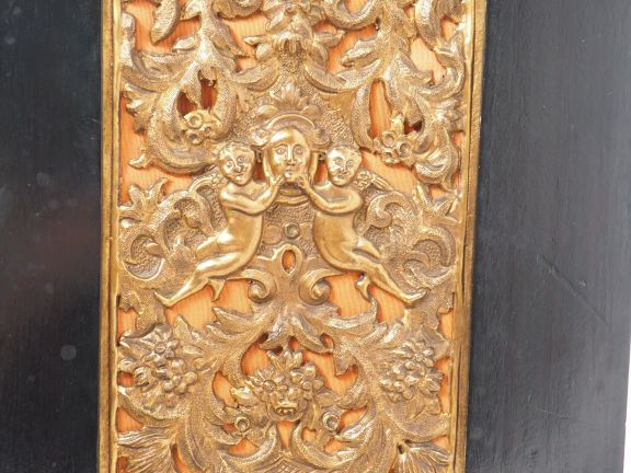 Pendule anglaise début XIXème en placage d'ébène, bois noirci et métal