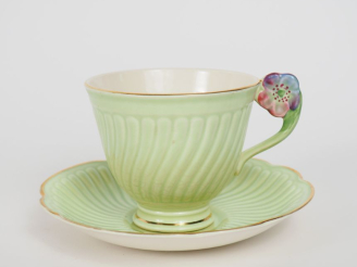 Vente aux enchères 6 tasses et sous tasses à thé en porcelaine anglaise à décor de cotes 