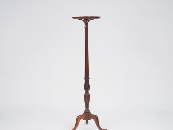 Sellette anglaise tripode XIXème en acajou et placage d'acajou fût en 