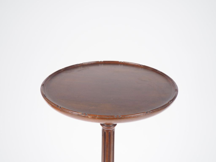 Sellette anglaise tripode XIXème en acajou et placage d'acajou fût en 