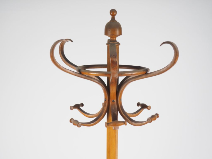 Portemanteau dit perroquet 1900 en bois naturel, piétement tripode (un