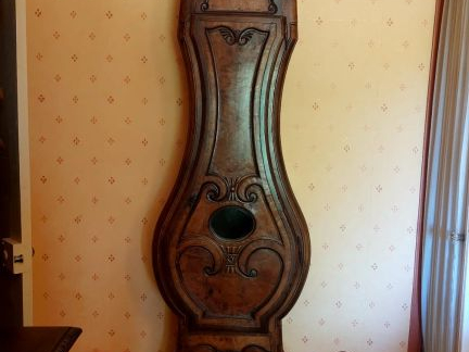 Pendule comtoise bressane dite "demoiselle" Louis XV, en bois naturel 