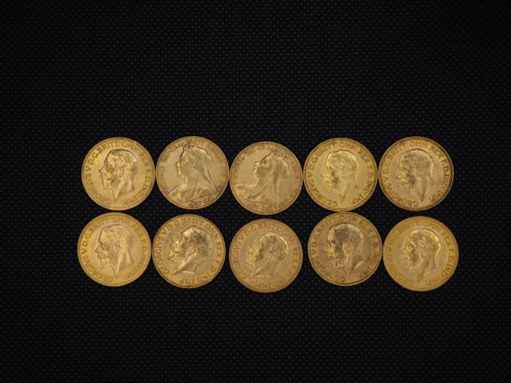 10 souverains or : 1899, 1896, 1930, 1929, 1930, 1917, 1911, 1930, 193