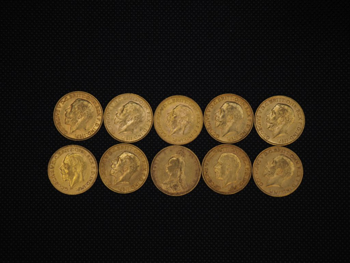 10 souverains or : 1929, 1927, 1912, 1892, 1930, 1914, 1930, 1927, 191