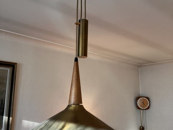 Supension années 60 - 70 de style Scandinave en laiton doré.